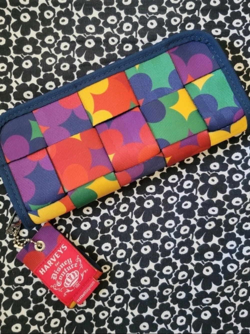 🫶🏻 Signed by the Harveys - Pop Art Mickey Clutch Wallet. Seatbelt Bag